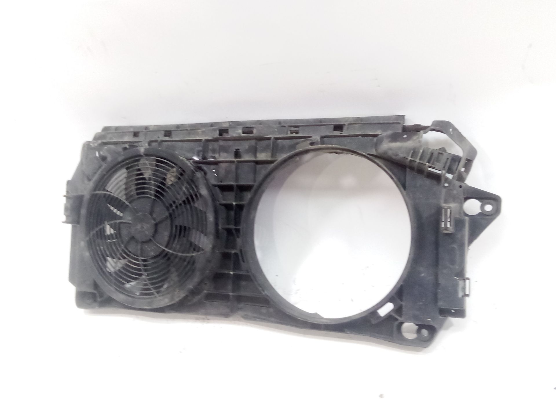 electroventilador_9065000493_mercedes_benz_sprinter_5_t_caja_chasis_b906_516_cdi_906_153_906_155_906_253_906_255