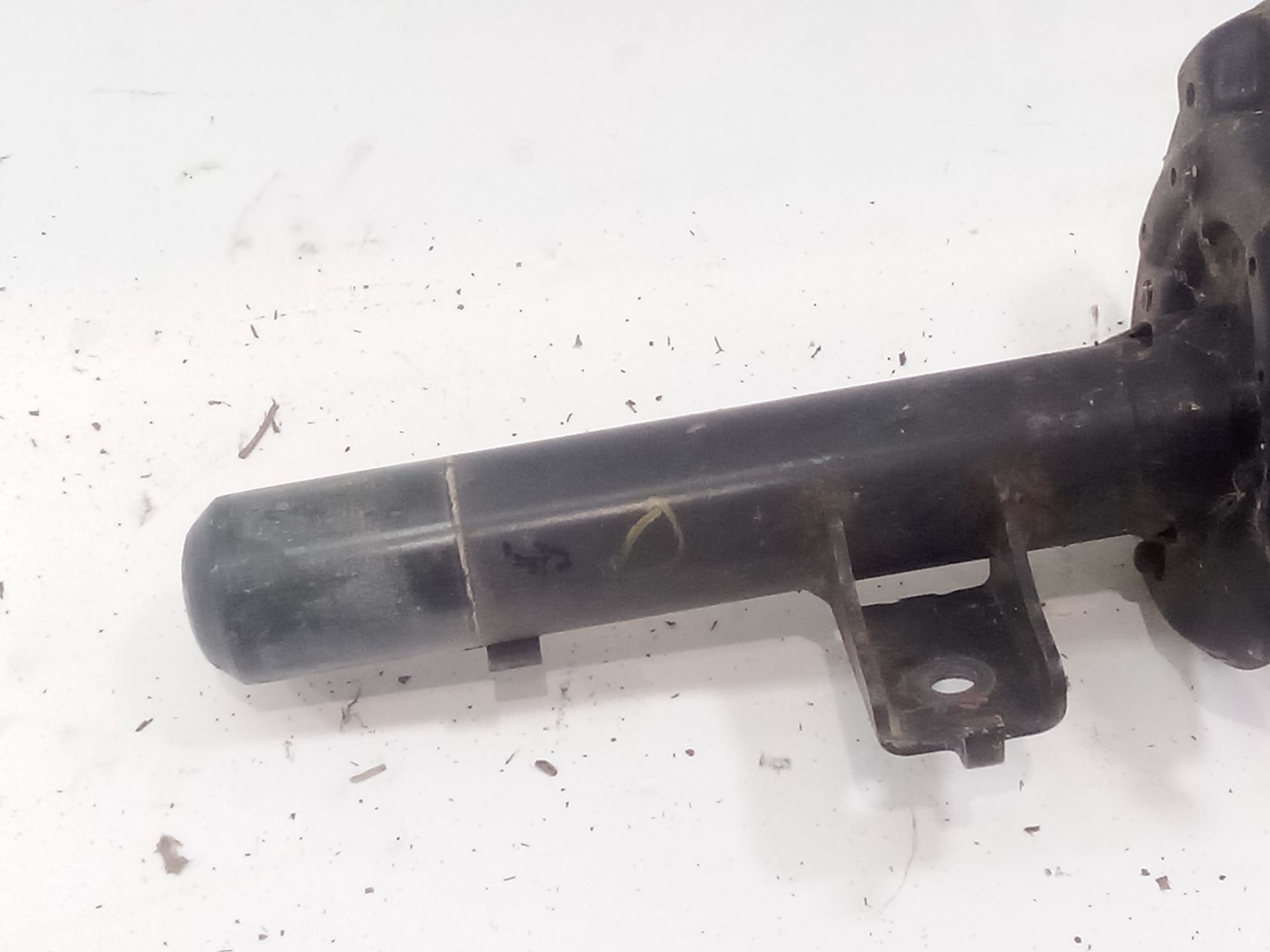 amortiguador_delantero_derecho_543026687r_renault_austral_tce_130