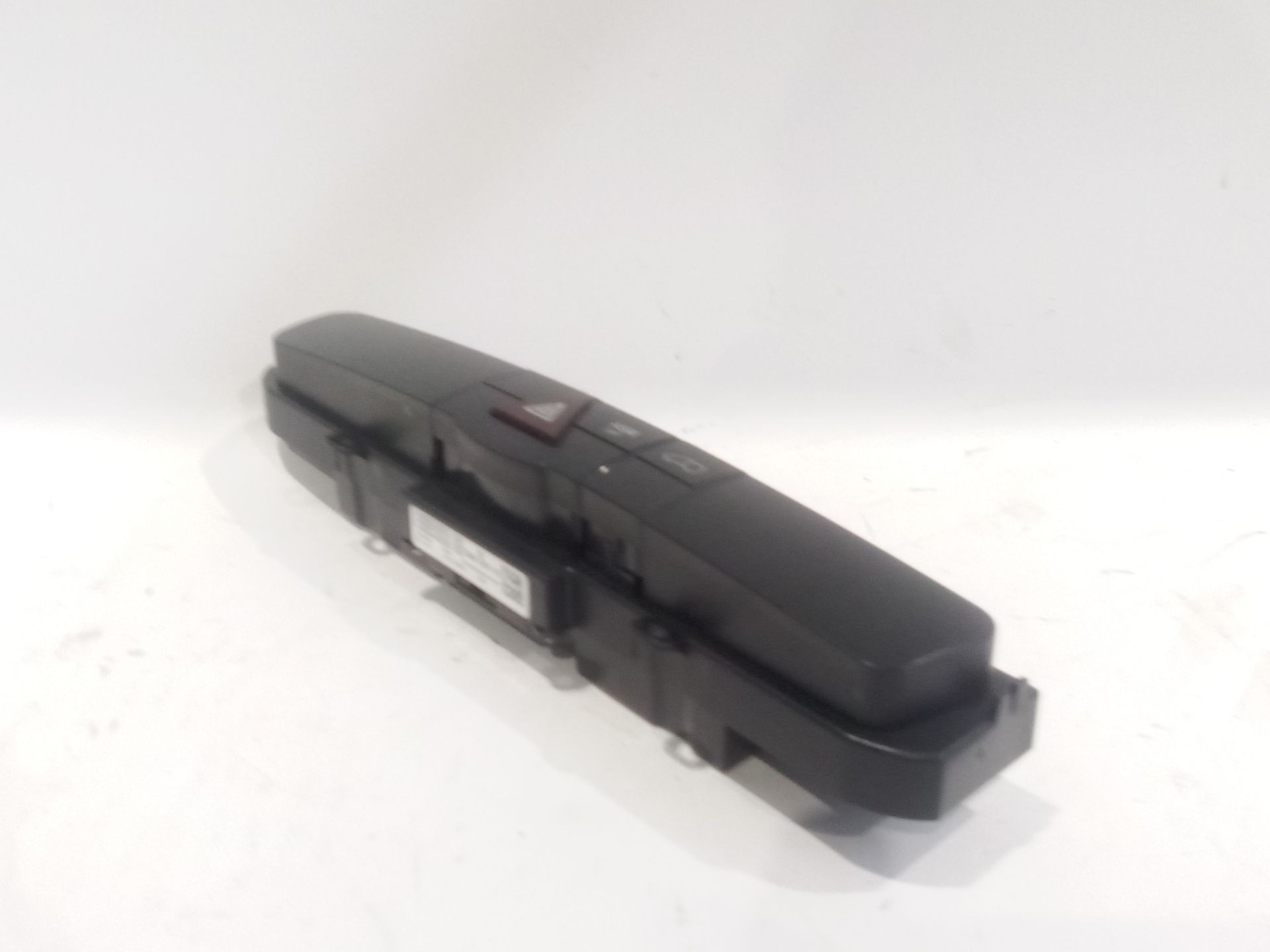 warning_a9068700910_mercedes_benz_sprinter_5_t_caja_chasis_b906_516_cdi_906_153_906_155_906_253_906_255