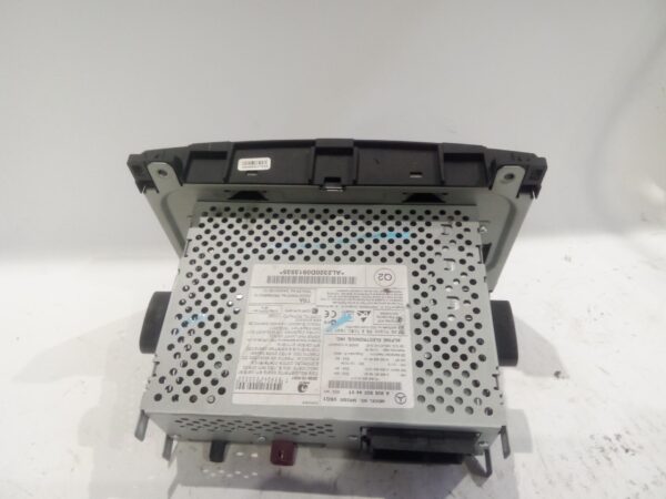 sistema_audio_radio_cd_a9069004401_mercedes_benz_sprinter_5_t_caja_chasis_b906_516_cdi_906_153_906_155_906_253_906_255