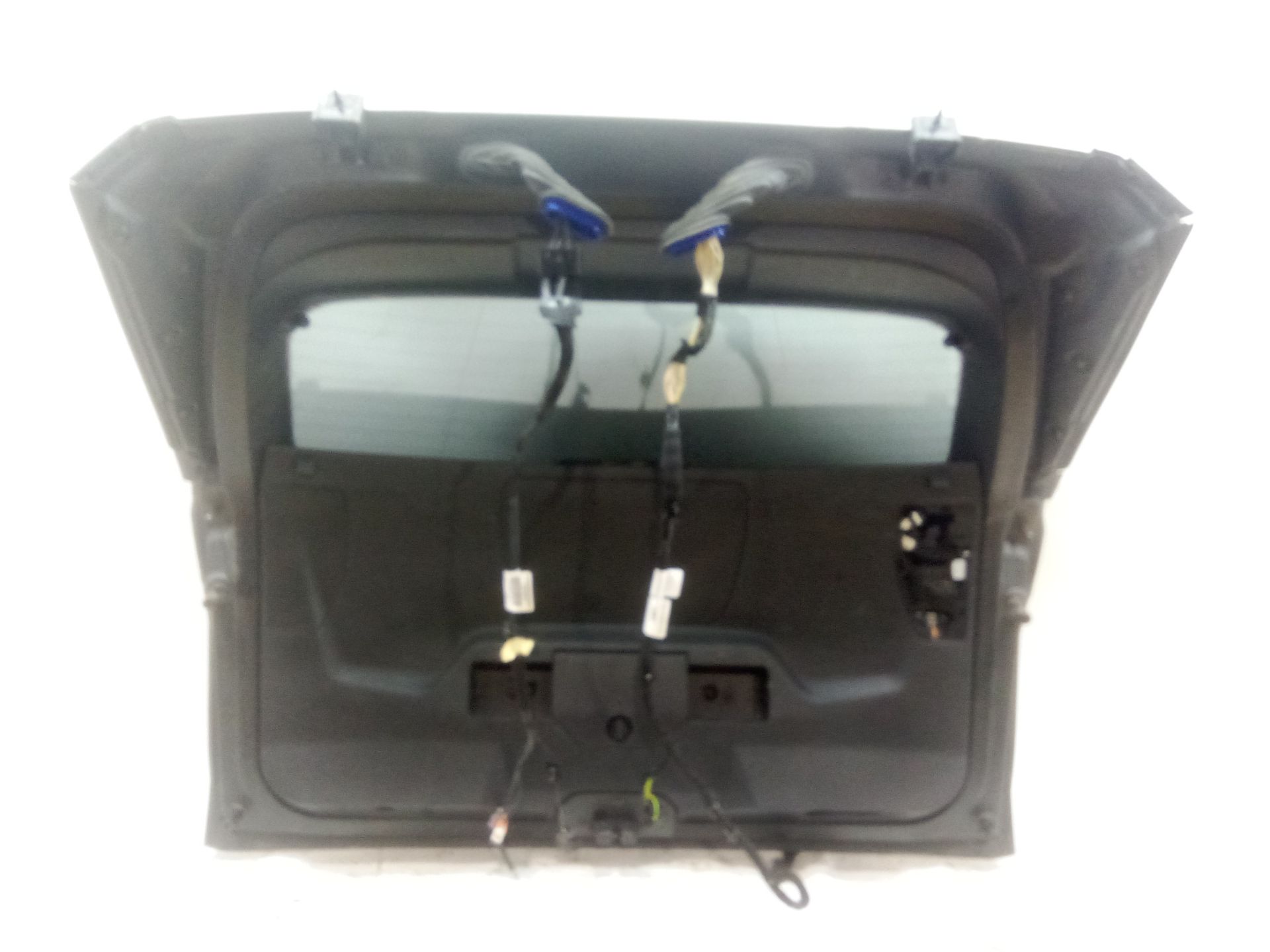 porton_trasero_1617409480_peugeot_3008_ii_suv_mc_mr_mj_m4_1_2_p_puretech_130_mrhnsm_mrhnsu_mrhnsj_mrhnyw