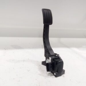 pedal_acelerador_9836042080_86et34_peugeot_3008_ii_suv_mc_mr_mj_m4_1_2_p_puretech_130_mrhnsm_mrhnsu_mrhnsj_mrhnyw