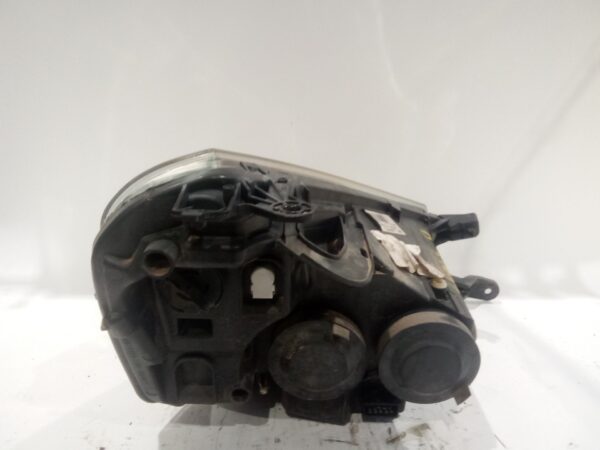 faro_izquierdo_1401368180_89902605_fiat_scudo_autobus_270_272_2_0_d_multijet