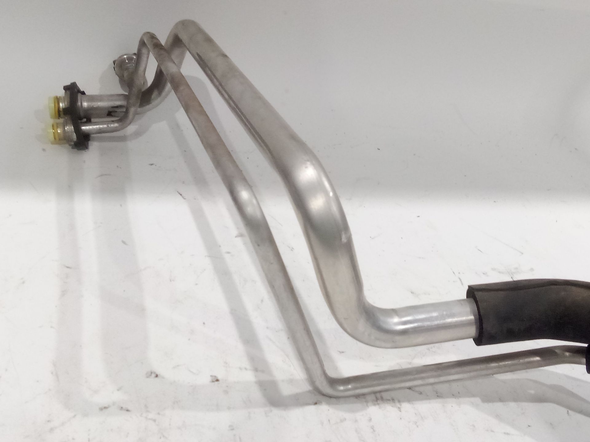 tubo_a_a_sin_referencia_volvo_v40_hatchback_525_d2