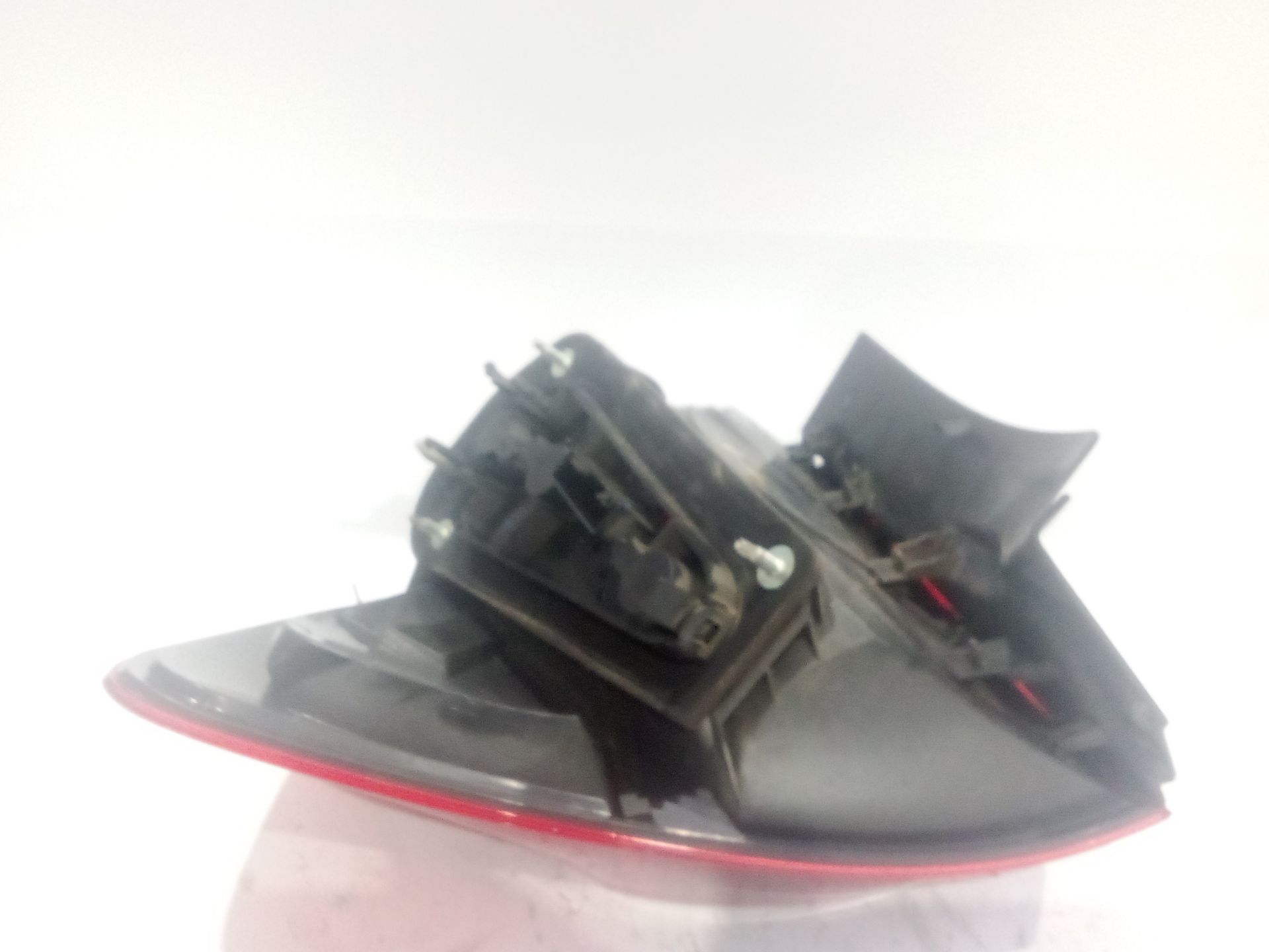 piloto_trasero_izquierdo_exterior_63212990109_bmw_x1_e84_xdrive_18_d