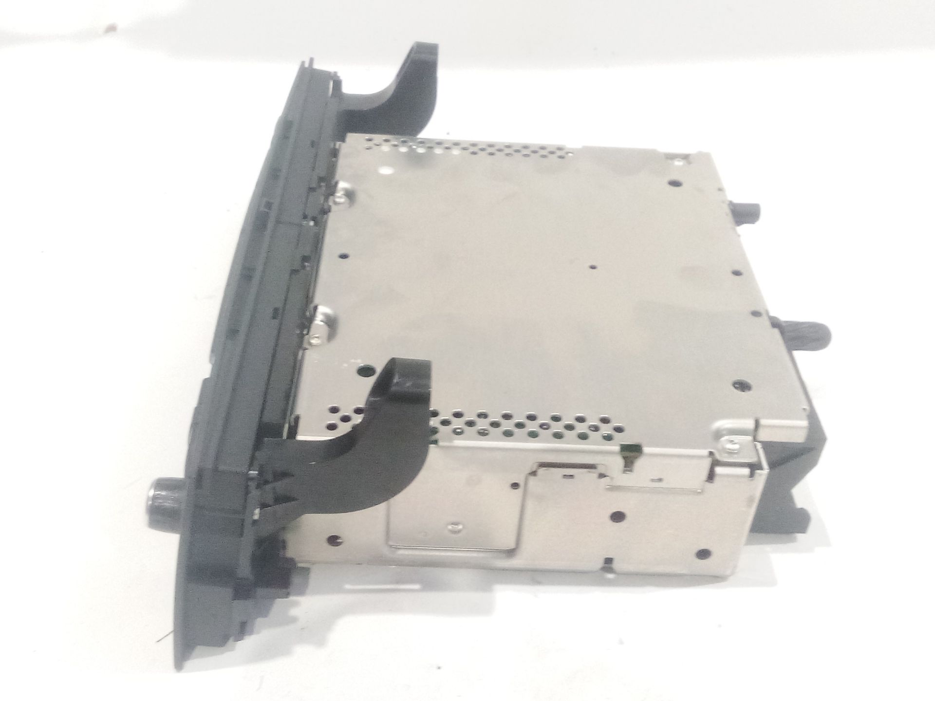 sistema_audio_radio_cd_65129249404_bmw_x1_e84_xdrive_18_d