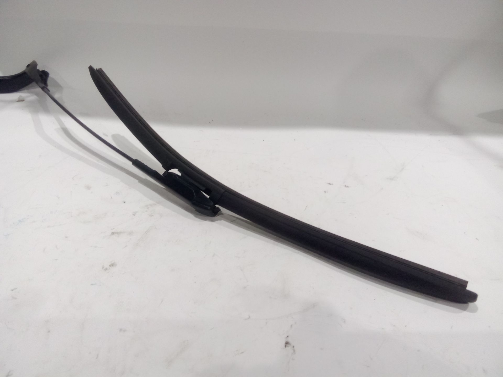 brazo_limpia_delantero_derecho_61619450000_61_61_9_450_000_bmw_x1_e84_xdrive_18_d