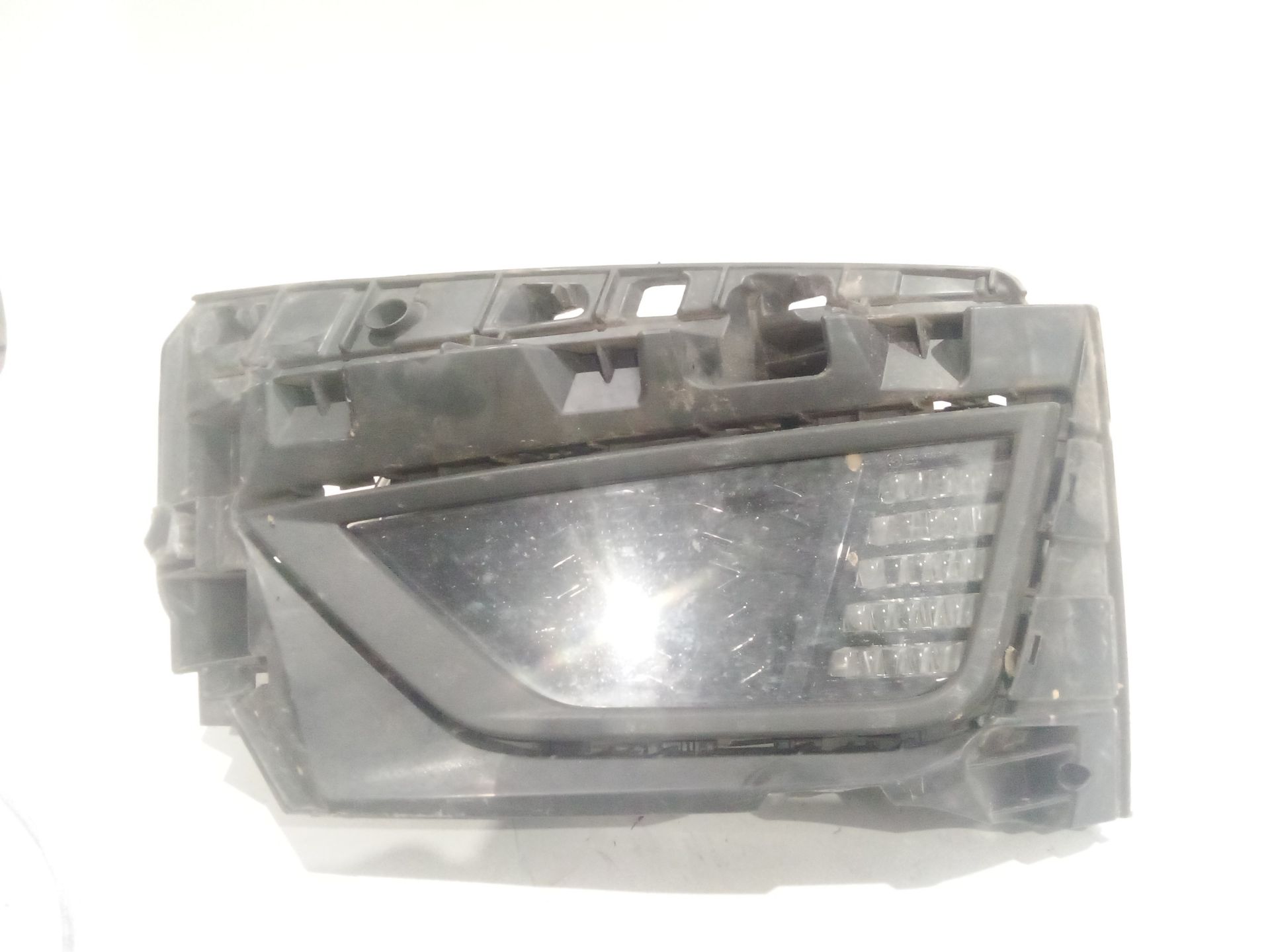 faro_antiniebla_derecho_2g0941662b_l90115239_2g0_941_662_b_volkswagen_polo_vi_aw1_bz1_1_1_6_tdi