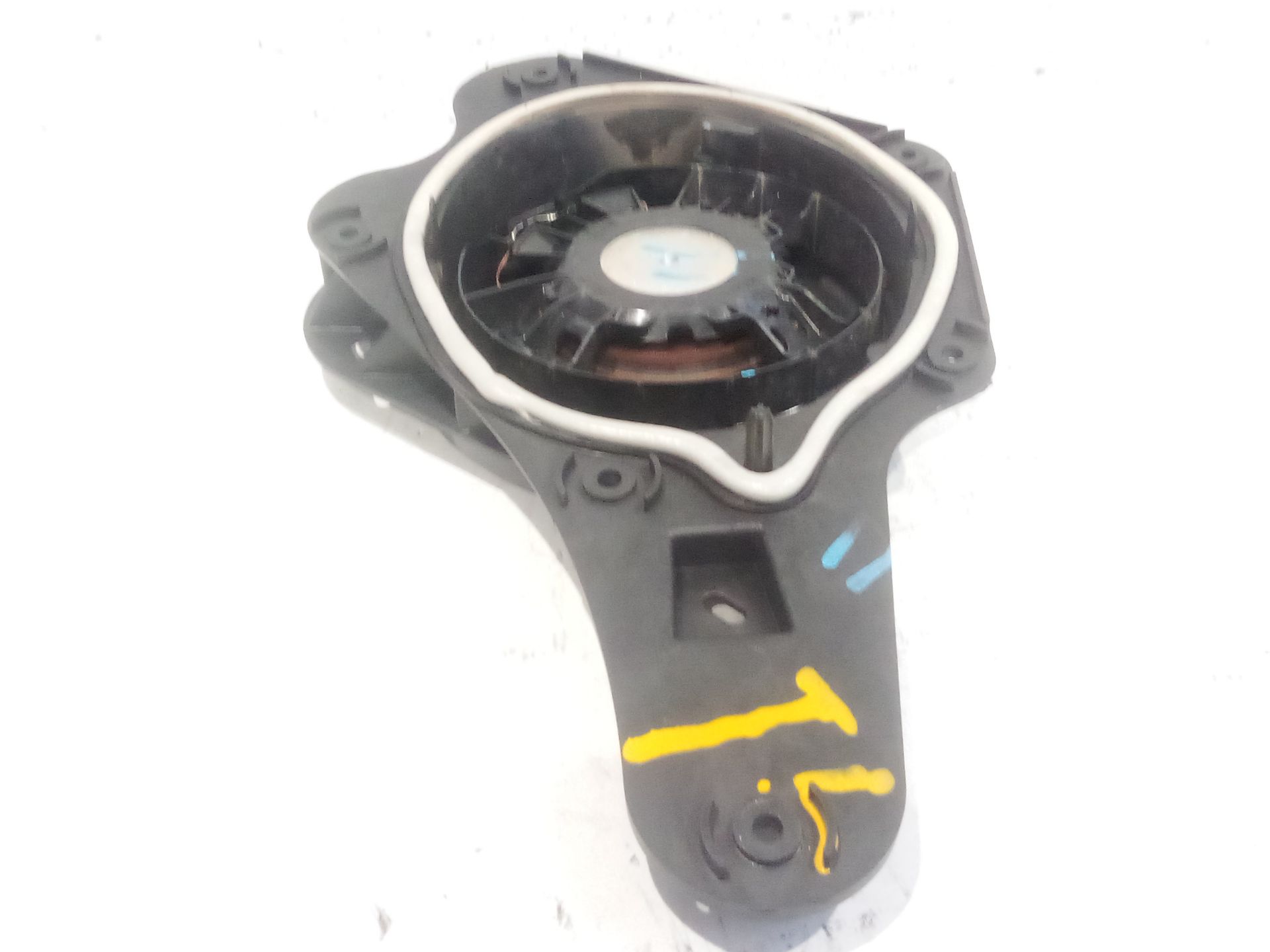 altavoz_9675380280_96_753_802_80_peugeot_3008_ii_suv_mc_mr_mj_m4_1_2_p_puretech_130_mrhnsm_mrhnsu_mrhnsj_mrhnyw