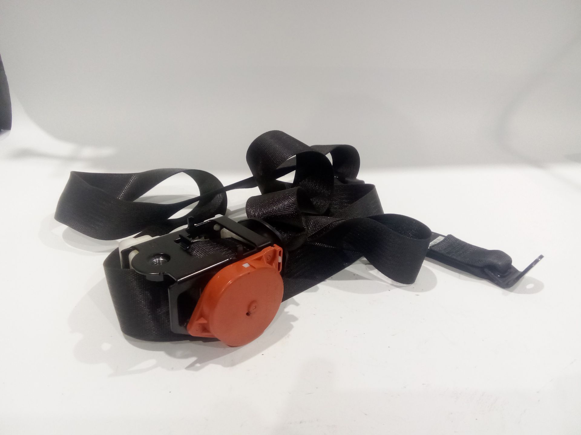 cinturon_seguridad_trasero_derecho_95273830_95403033r_opel_mokka_mokka_x_j13_1_4_76