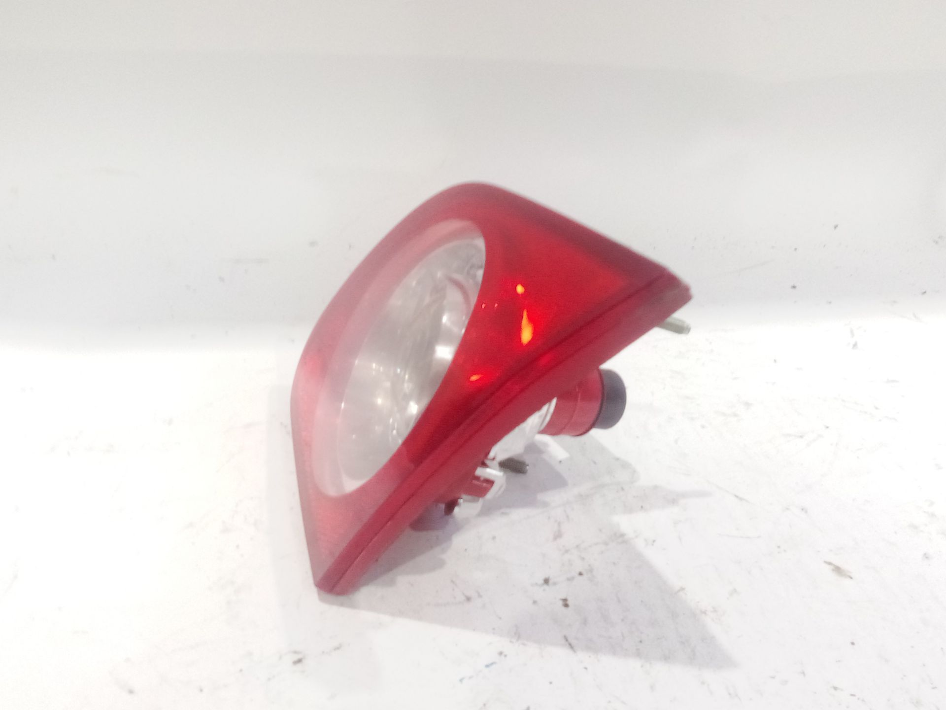 piloto_trasero_derecho_interior_3c5945094e_3c5_945_094_e_volkswagen_passat_b6_3c2_2_0_tdi_16v