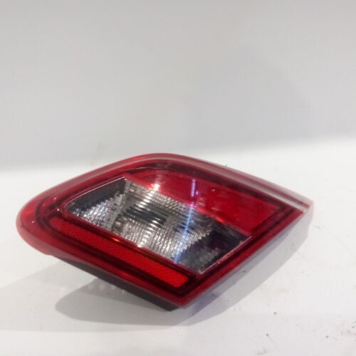PILOTO TRASERO DERECHO INTERIOR OPEL CORSA E (X15) 1.3 CDTI (08 68)