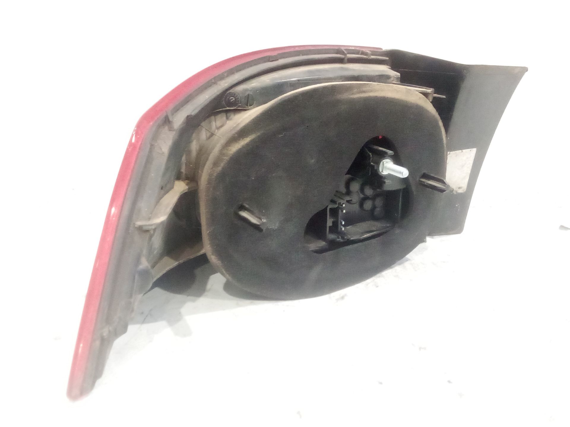 piloto_trasero_derecho_exterior_8200262668_renault_laguna_ii_bg0_1_1_9_dci_bg1a_bg1v