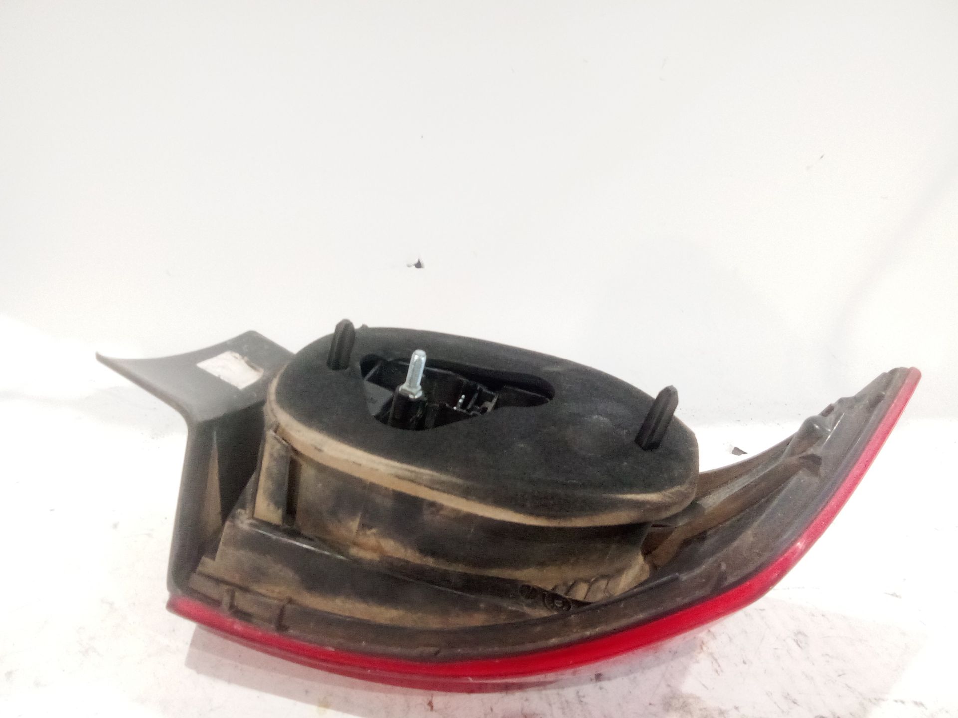 piloto_trasero_derecho_exterior_8200262668_renault_laguna_ii_bg0_1_1_9_dci_bg1a_bg1v