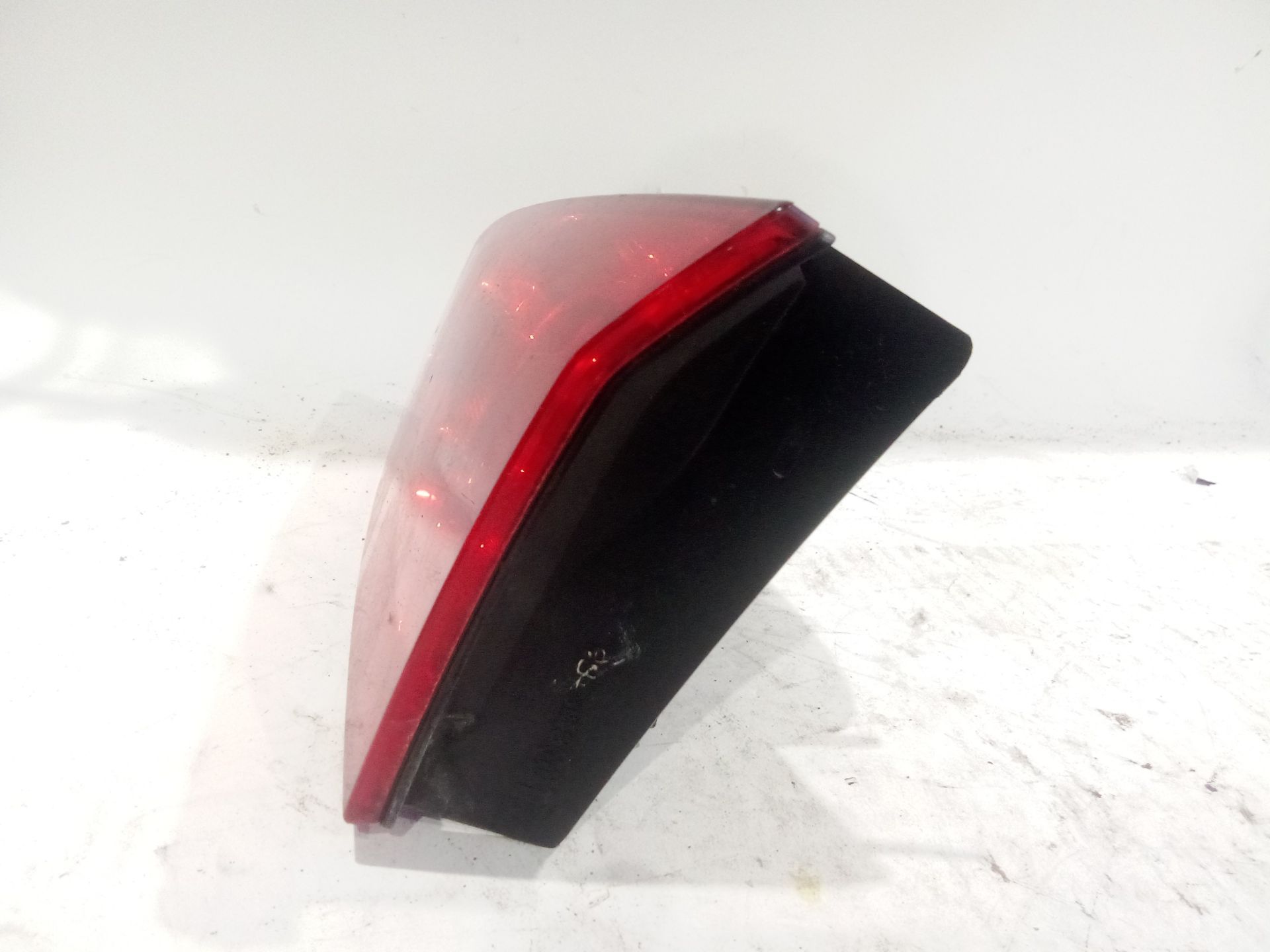 piloto_trasero_derecho_interior_8200262111_renault_laguna_ii_bg0_1_1_9_dci_bg1a_bg1v