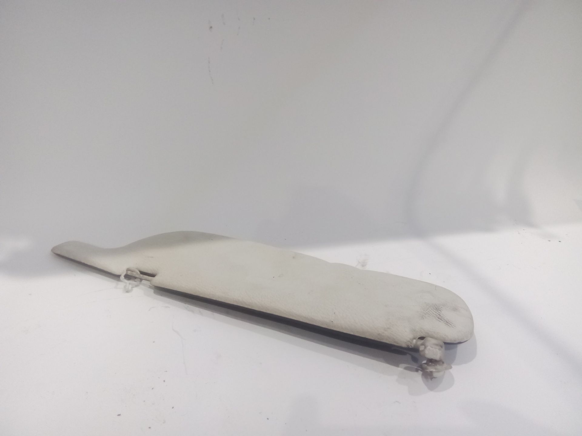 parasol_izquierdo_251857551a_251_857_551_a_volkswagen_transporter_t3_furgoneta_24_25_1_6_d