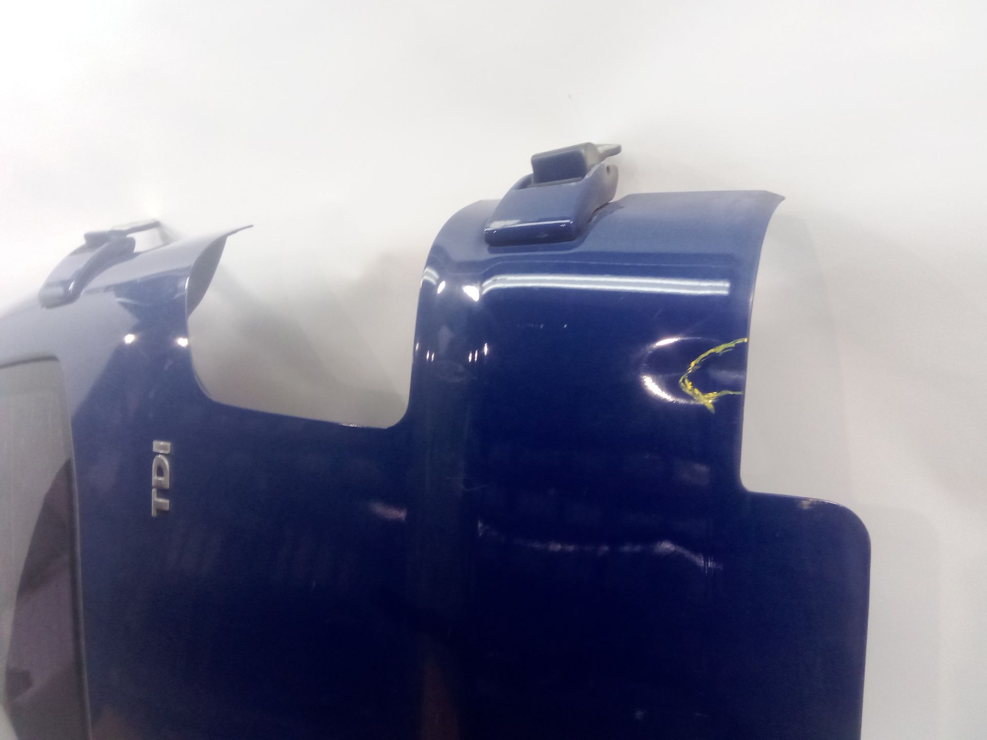 puerta_trasera_derecha_7h0827092aq_color_exterior_n_de_pintura_f3_l5m_7h0_827_092_aq_volkswagen_transporter_t5_furgoneta_7ha_7hh