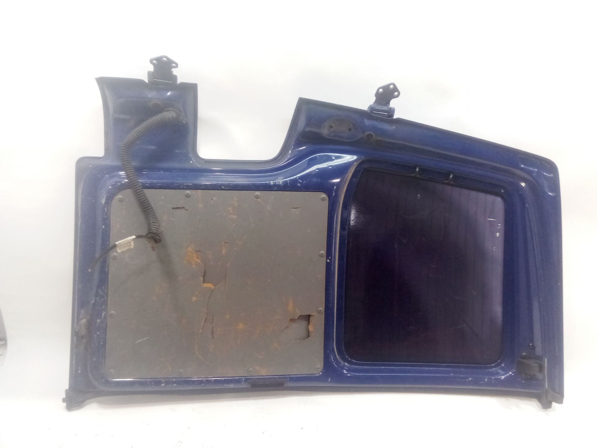 puerta_trasera_derecha_7h0827092aq_color_exterior_n_de_pintura_f3_l5m_7h0_827_092_aq_volkswagen_transporter_t5_furgoneta_7ha_7hh