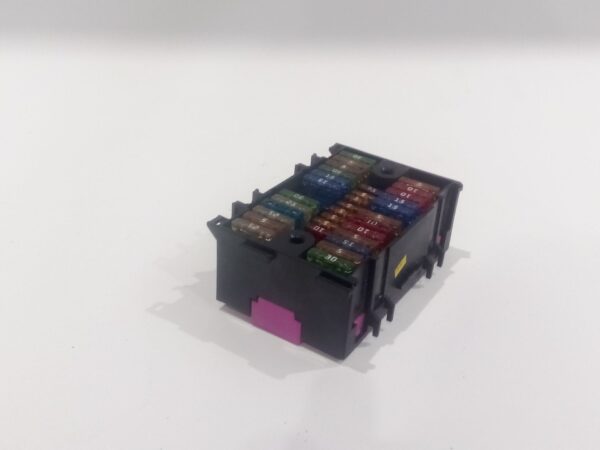 caja_reles_fusibles_sinreferencia_volkswagen_transporter_t5_furgoneta_7ha_7hh_7ea_7eh_1_9_tdi