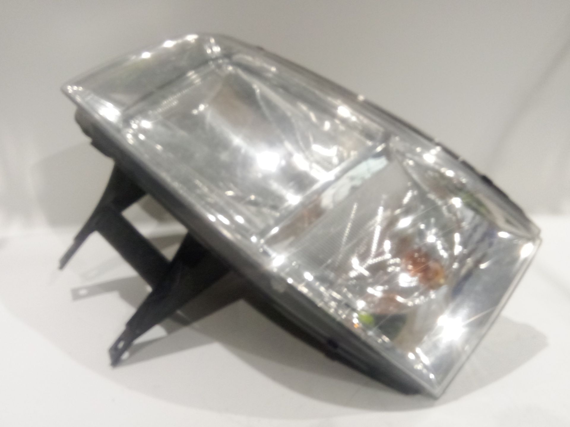 faro_izquierdo_7h1941017n_7h1_941_017_n_volkswagen_transporter_t5_furgoneta_7ha_7hh_7ea_7eh_1_9_tdi