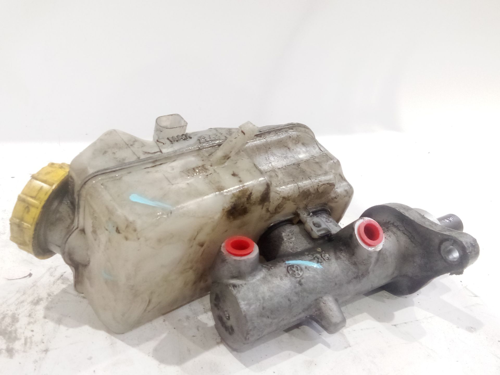 bomba_freno_7l0611019e_7h0611303_7l0_611_019_e_volkswagen_transporter_t5_furgoneta_7ha_7hh_7ea_7eh_1_9_tdi