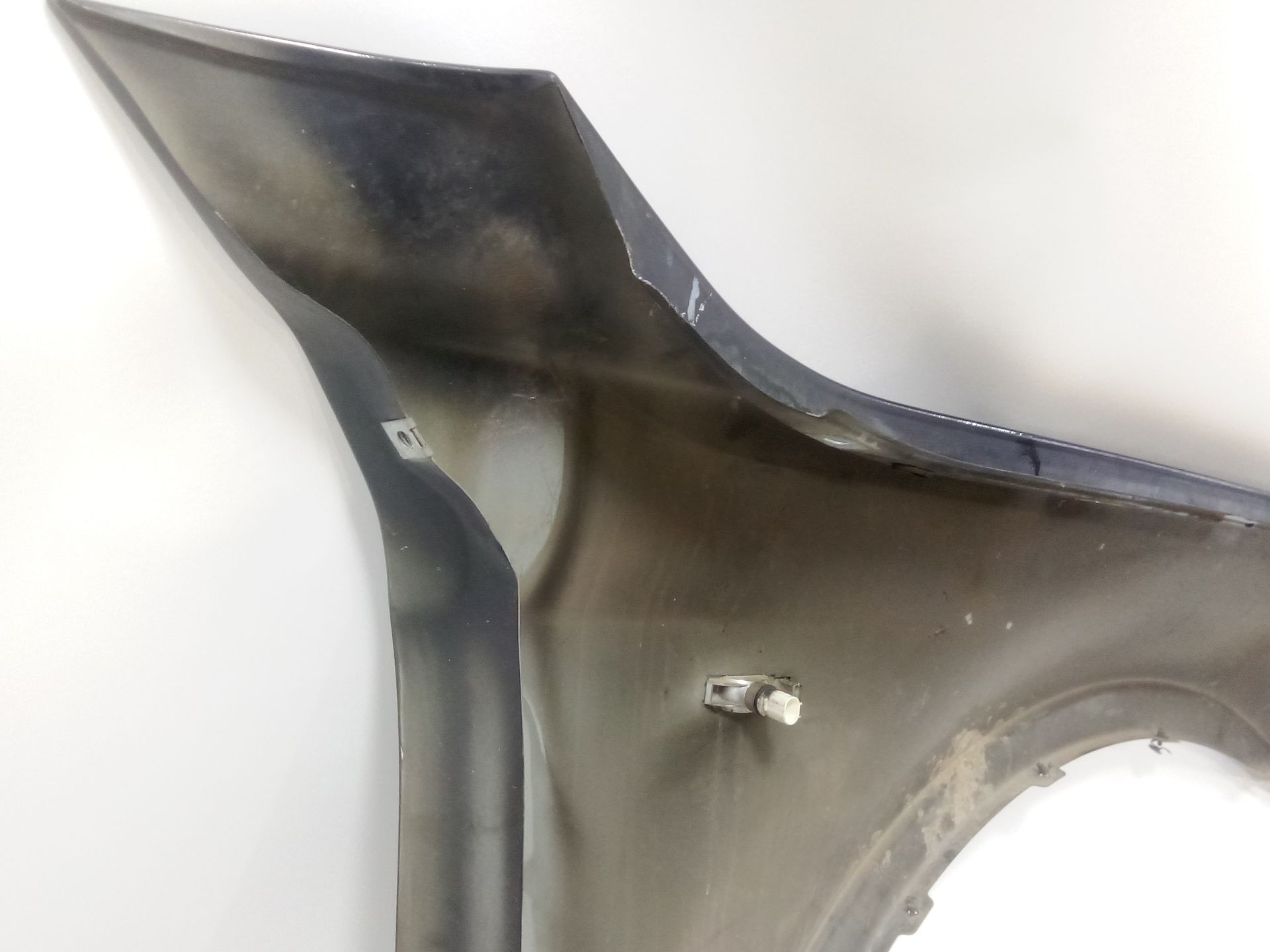 aleta_delantera_izquierda_41353405921_color_black_sapphire_metallic_475_41_35_3_405_921_bmw_x3_e83_2_0_sd