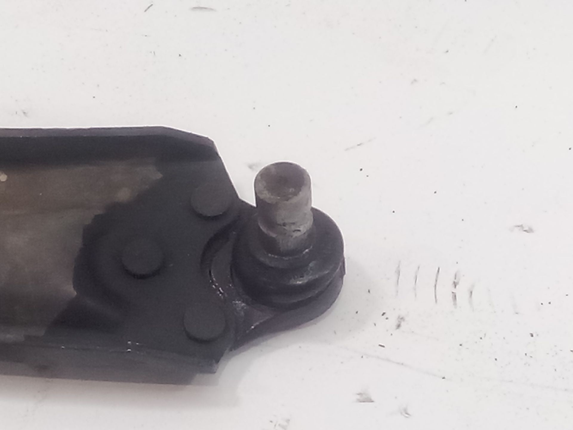 brazo_suspension_inferior_delantero_izquierdo_545058992r_renault_megane_iv_hatchback_b9a_m_n_1_5_blue_dci_115_b9a6