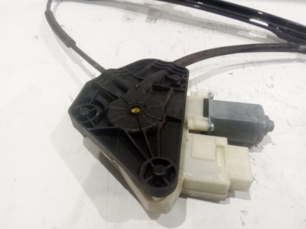 elevalunas_trasero_derecho_5ja839462a_seat_toledo_iv_kg3_1_6_tdi