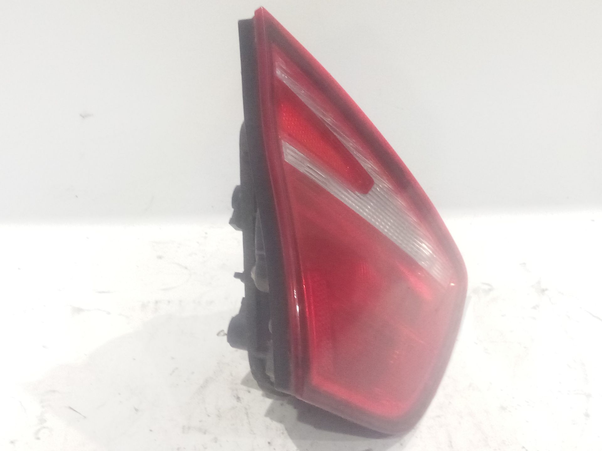 piloto_trasero_izquierdo_interior_6jh945093d_seat_toledo_iv_kg3_1_6_tdi