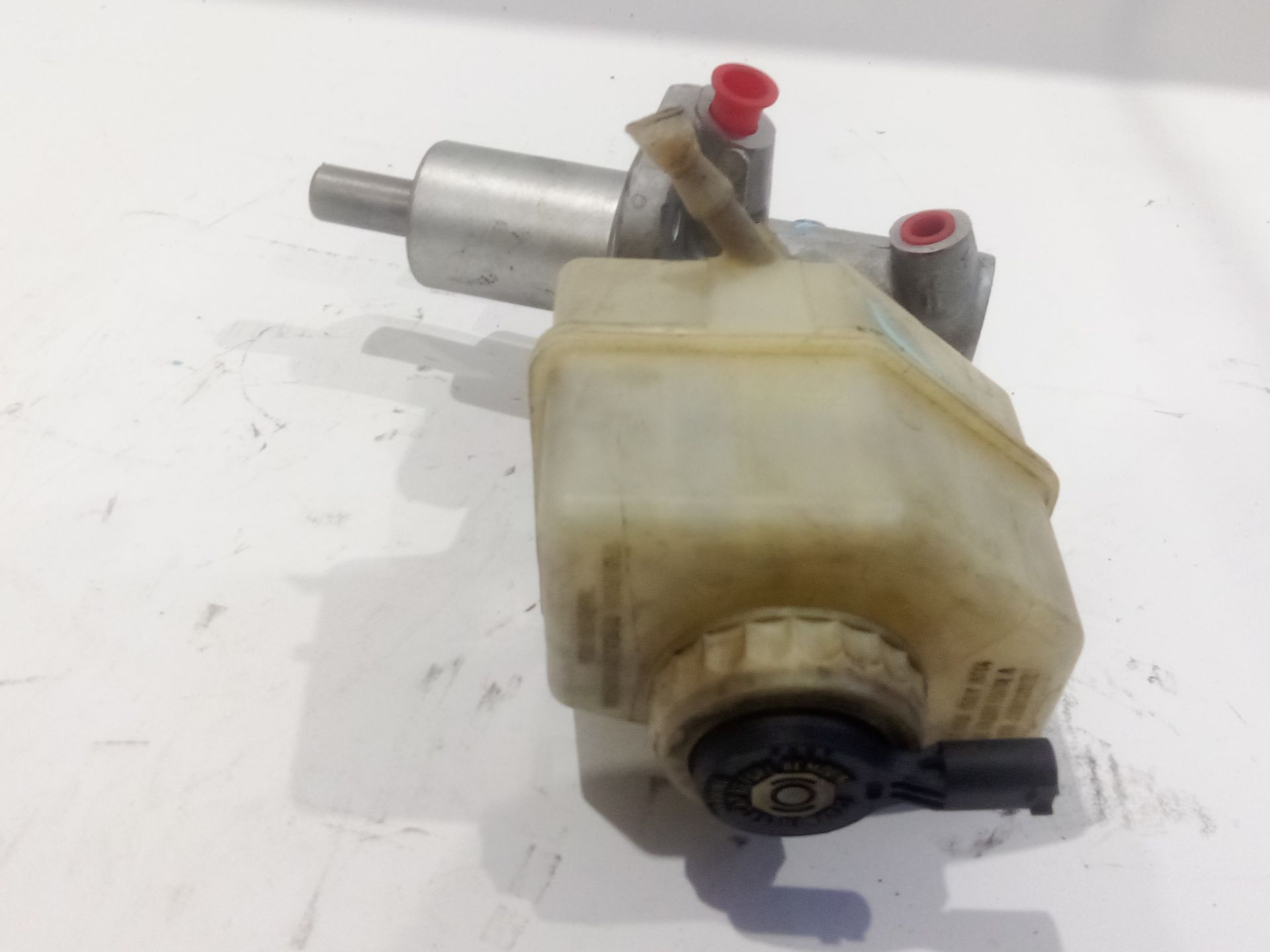 bomba_freno_34336786629_320671991_34_33_6_786_629_bmw_x3_e83_2_0_sd