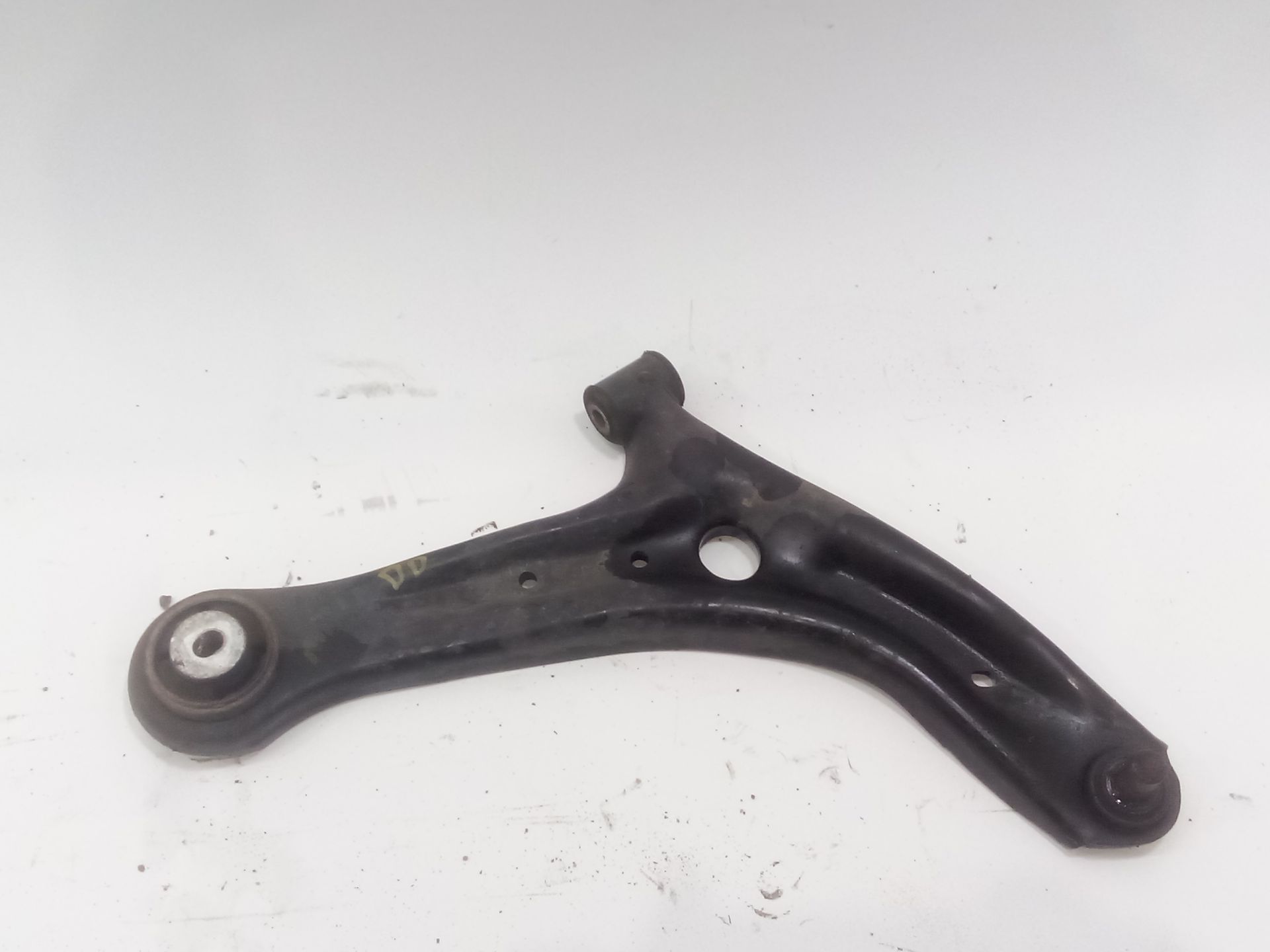 brazo_suspension_inferior_delantero_derecho_8v513042bh_1737309_8v51_3042_bh_ford_fiesta_vi_cb1_ccn_1_25