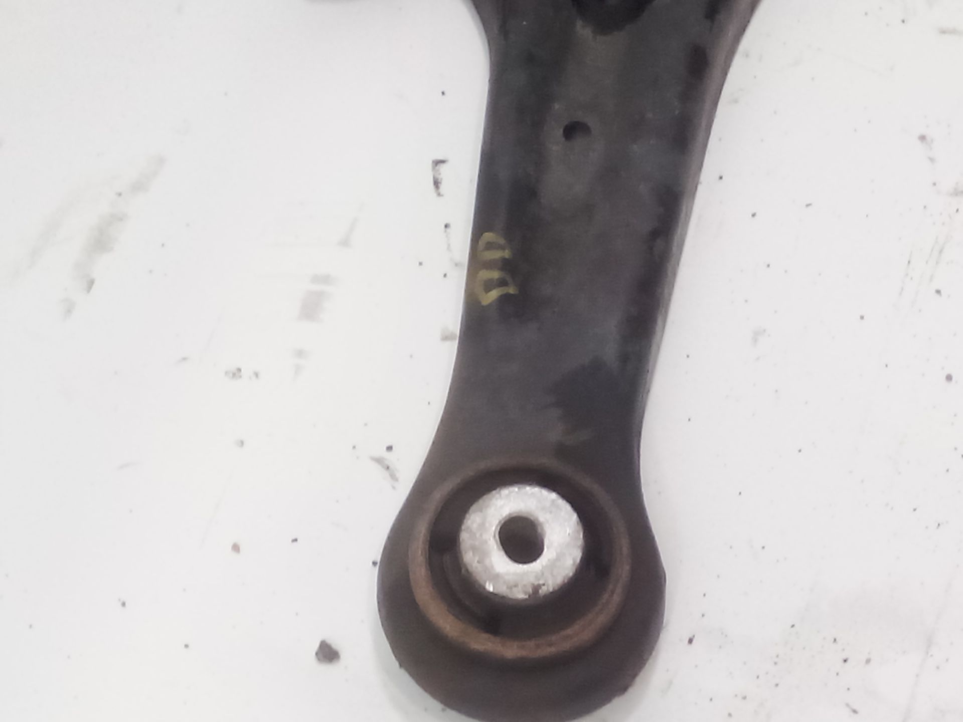 brazo_suspension_inferior_delantero_derecho_8v513042bh_1737309_8v51_3042_bh_ford_fiesta_vi_cb1_ccn_1_25