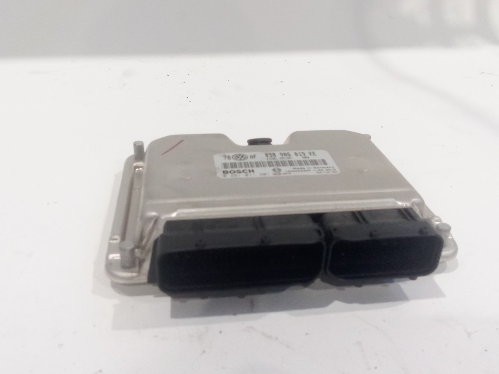 centralita_motor_uce_038906019ke_0281011201_038_906_019_ke_volkswagen_passat_b5_5_3b3_1_9_tdi