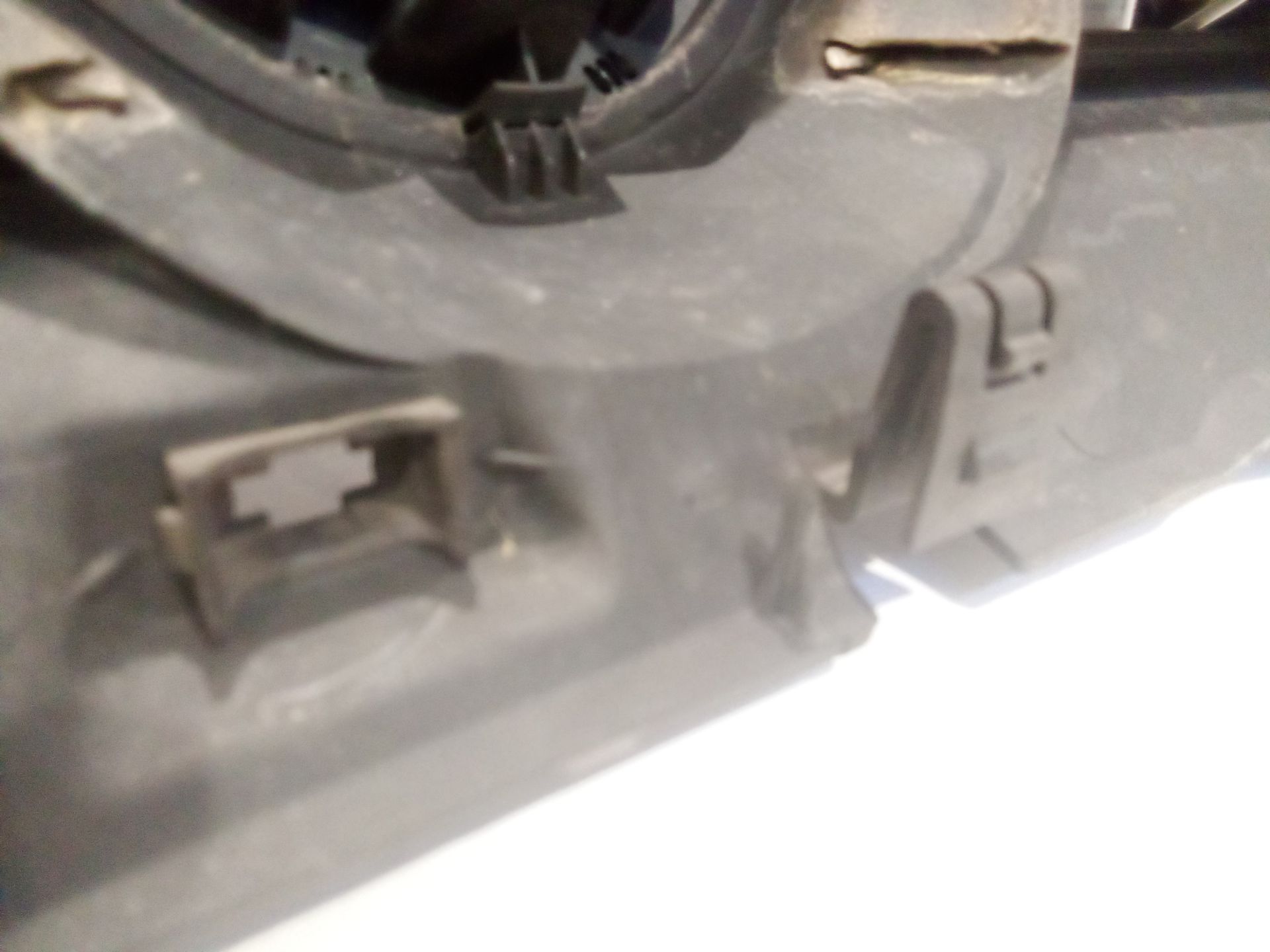 rejilla_delantera_3b0853651l_3b0_853_651_l_volkswagen_passat_b5_5_3b3_1_9_tdi