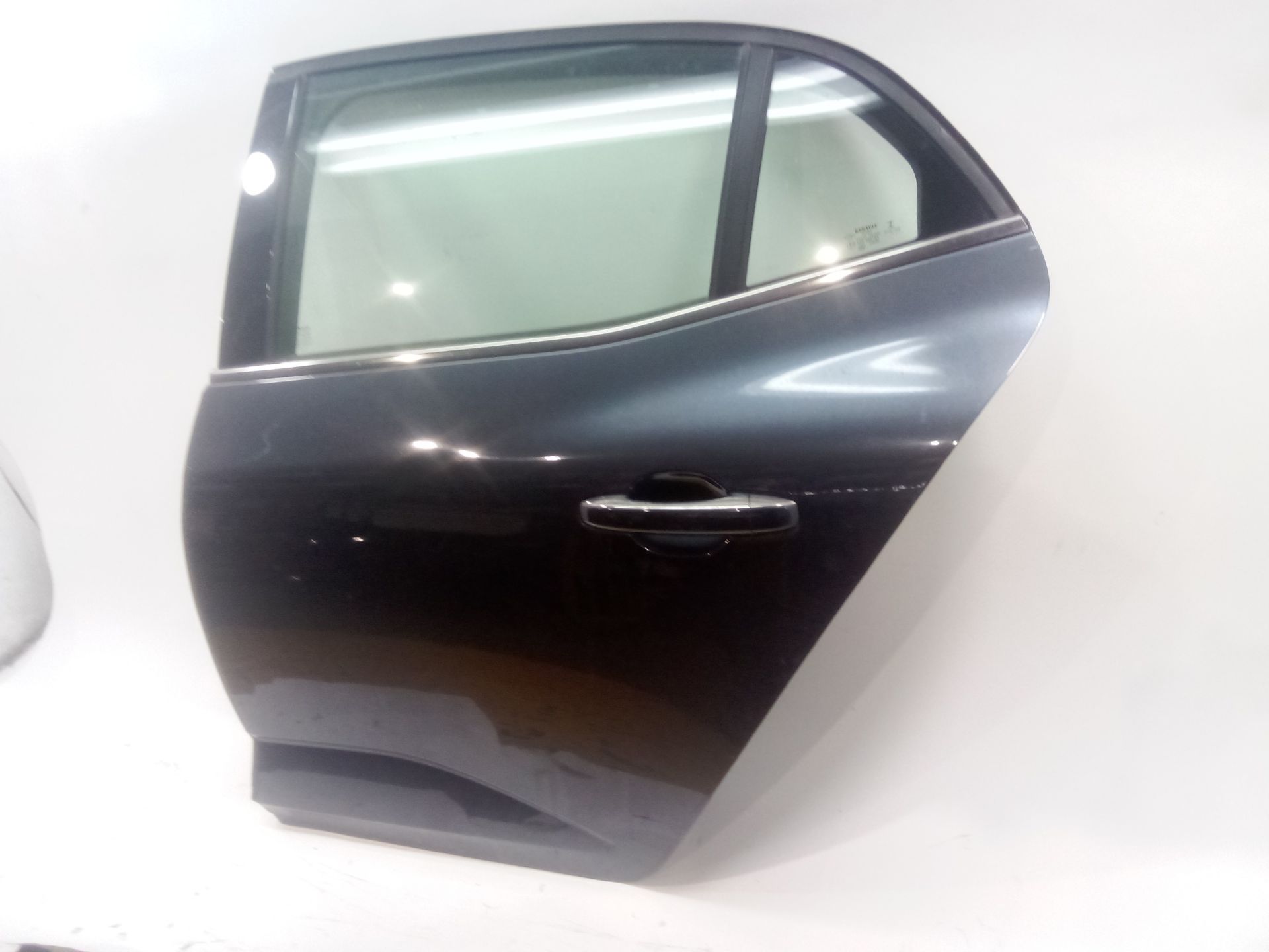 puerta_trasera_izquierda_821015121r_renault_megane_iv_hatchback_b9a_m_n_1_6_dci_130_b9a4