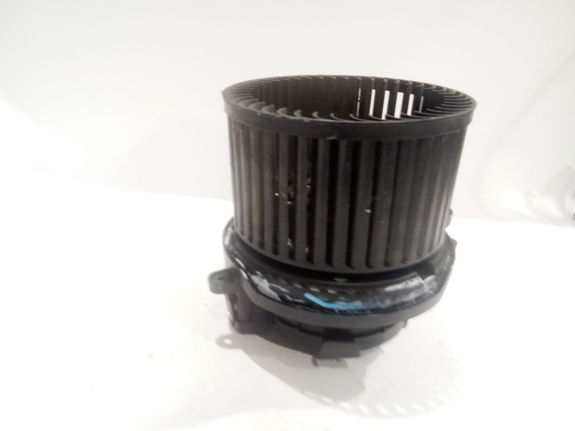 motor_calefaccion_t69963a_f9963_renault_megane_iv_hatchback_b9a_m_n_1_6_dci_130_b9a4