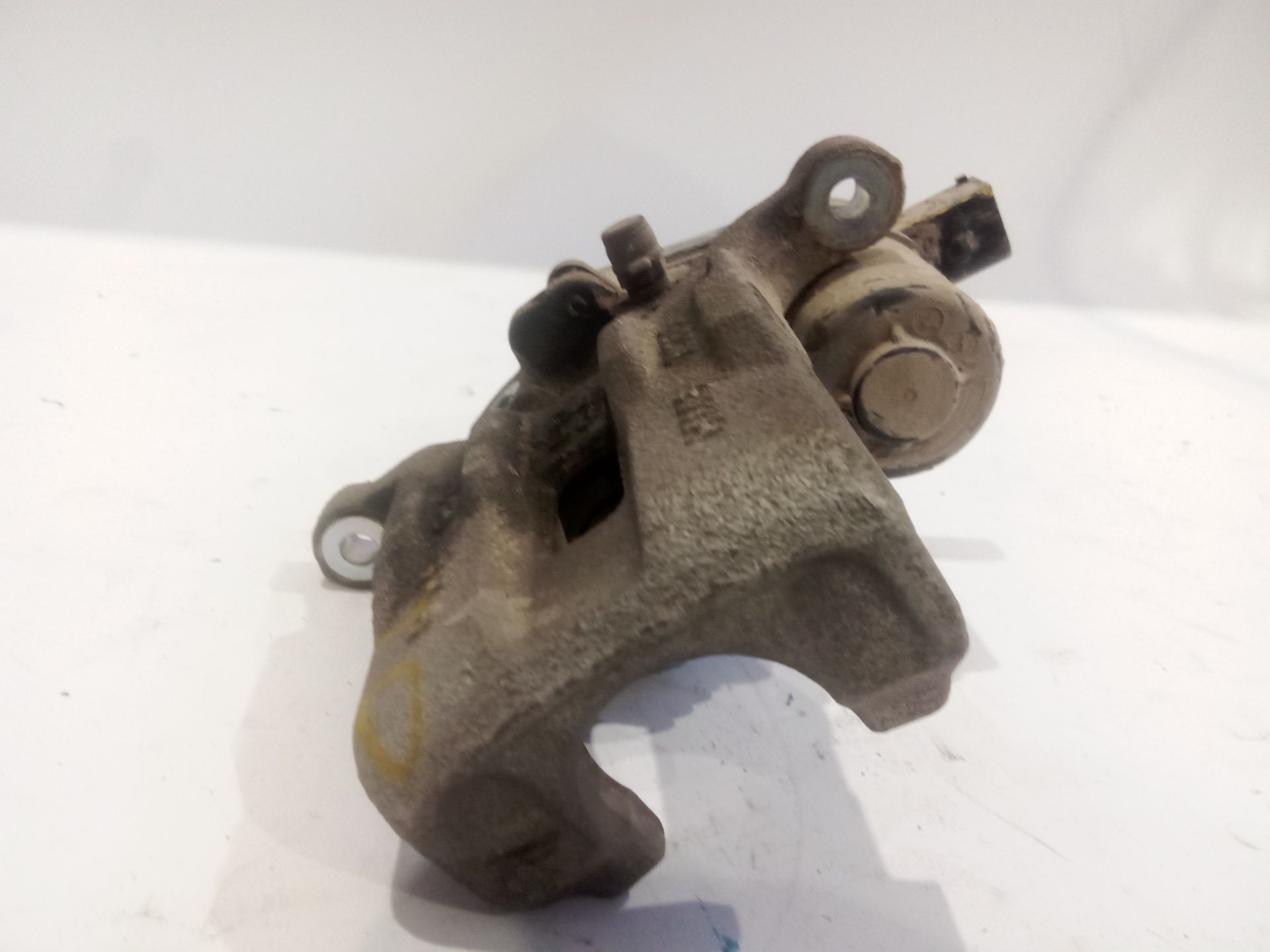 pinza_freno_trasera_derecha_58230j9800_hyundai_kona_os_ose_osi_1_6_gdi_hybrid