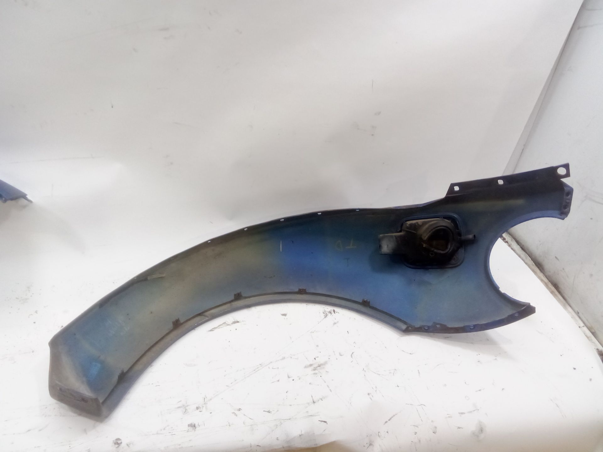 aleta_trasera_derecha_1c0821302_color_exterior_n_de_pintura_k9_w5y_volkswagen_new_beetle_9c1_1c1_1_9_tdi