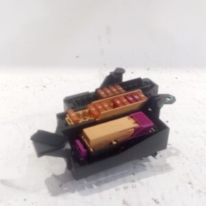 caja_reles_fusibles_sin_referencia_audi_a5_8t3_1_8_tfsi