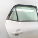 puerta_trasera_derecha_6700302250_color_exterior_070_toyota_auris_e15_1_8_hybrid_zwe150