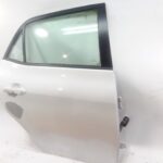 puerta_trasera_derecha_6700302250_color_exterior_070_toyota_auris_e15_1_8_hybrid_zwe150