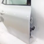 puerta_trasera_derecha_6700302250_color_exterior_070_toyota_auris_e15_1_8_hybrid_zwe150