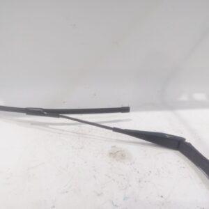 brazo_limpia_delantero_izquierdo_8r1955407b1p9_audi_q5_8rb_2_0_tdi_quattro