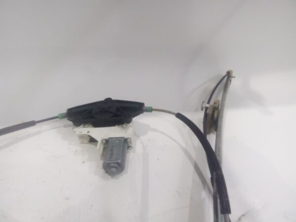 elevalunas_delantero_izquierdo_8r0837461h_audi_q5_8rb_2_0_tdi_quattro