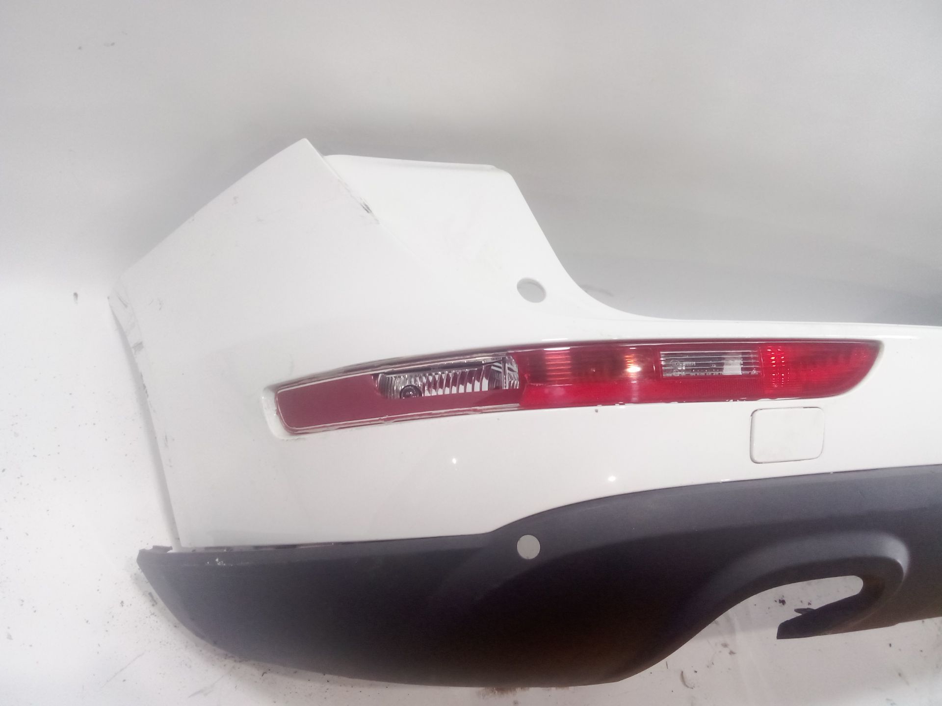 paragolpes_trasero_8r0807303gru_audi_q5_8rb_2_0_tdi_quattro