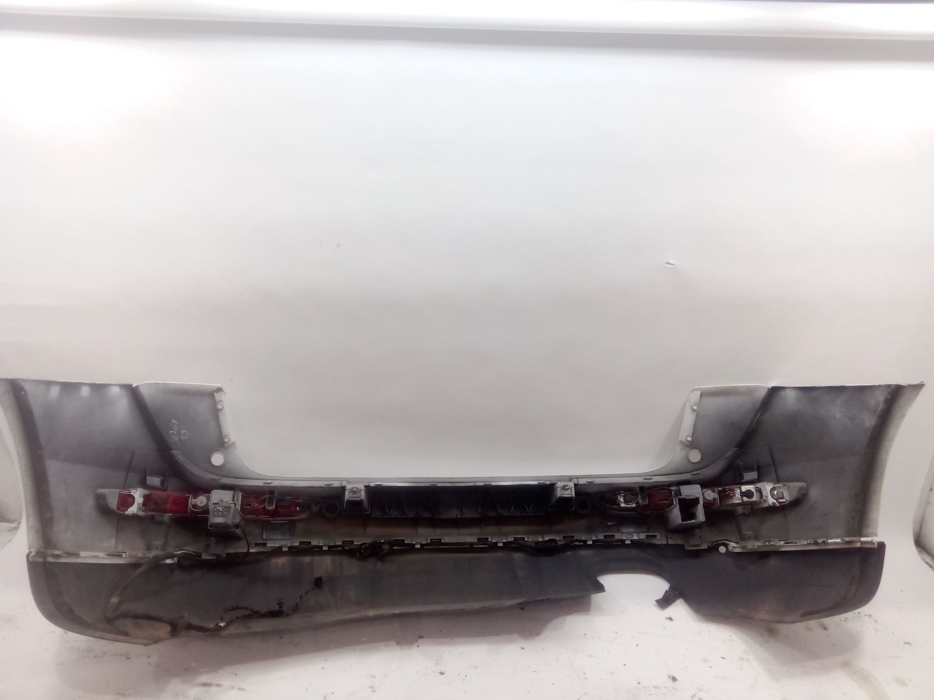 paragolpes_trasero_8r0807303gru_audi_q5_8rb_2_0_tdi_quattro