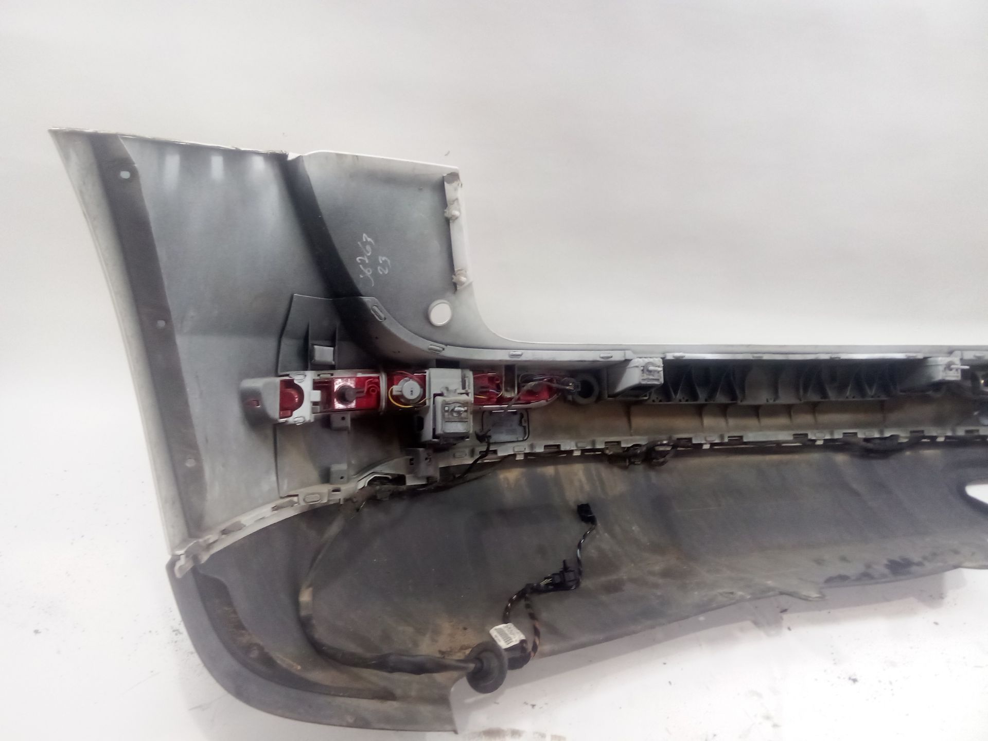 paragolpes_trasero_8r0807303gru_audi_q5_8rb_2_0_tdi_quattro