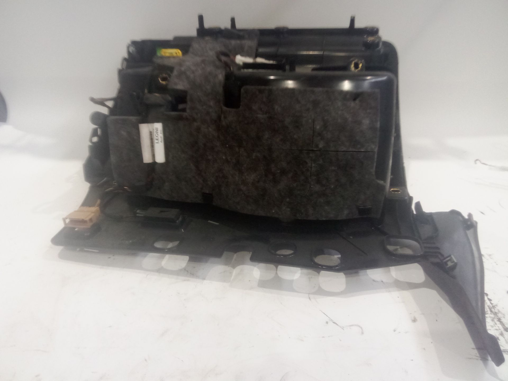 guantera_8r18571246ps_audi_q5_8rb_2_0_tdi_quattro