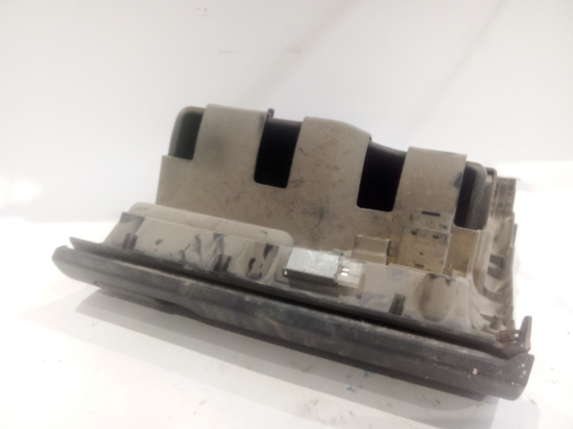 guantera_5m1857101h_5m1_857_101_h_volkswagen_tiguan_5n_2_0_tdi_4motion