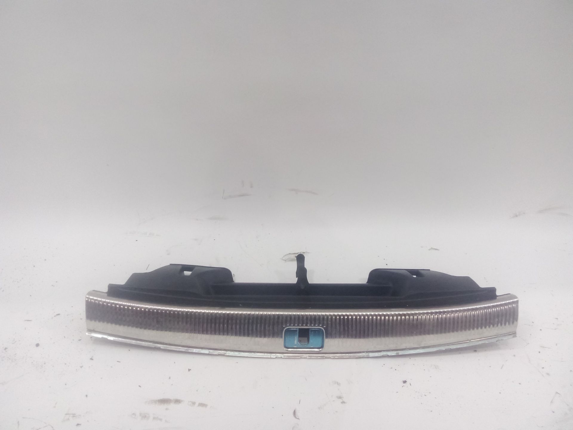 moldura_sin_referencia_audi_q5_8rb_2_0_tdi_quattro